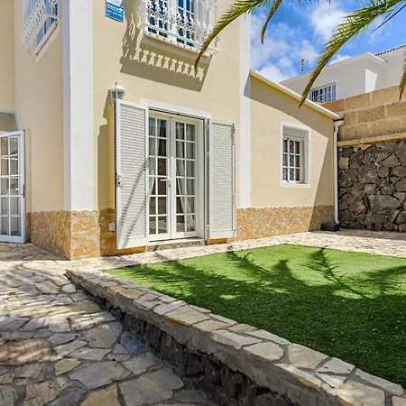 Villa Con Piscina En Madronal Fanabe,