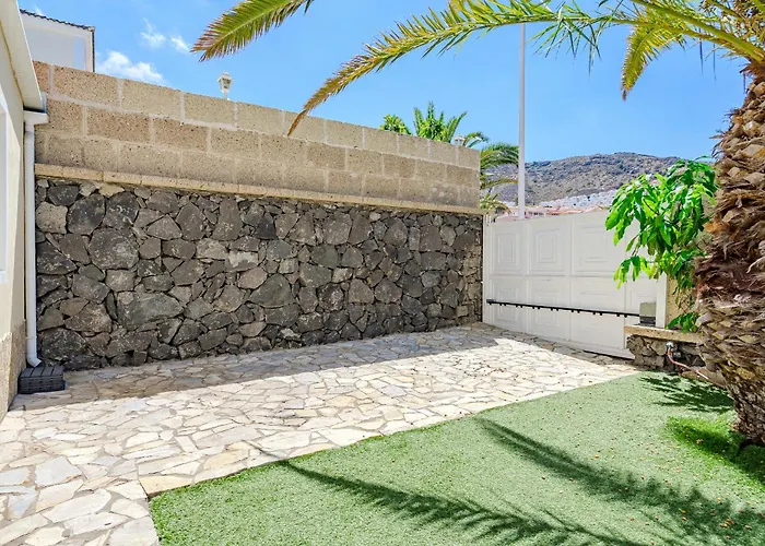 Con Piscina En Madronal Fanabe,