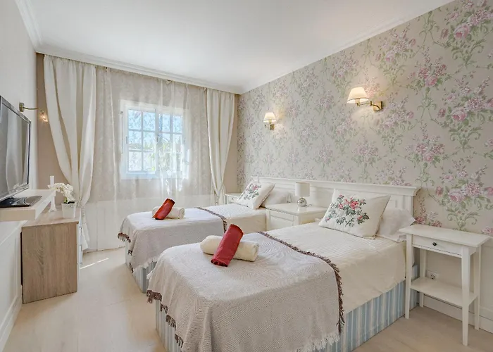 Villa Con Piscina En Madronal Fanabe,