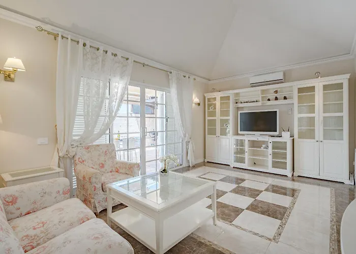 Con Piscina En Madronal Fanabe, Villa Costa Adeje (Tenerife)