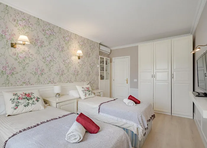 Con Piscina En Madronal Fanabe, Costa Adeje (Tenerife)