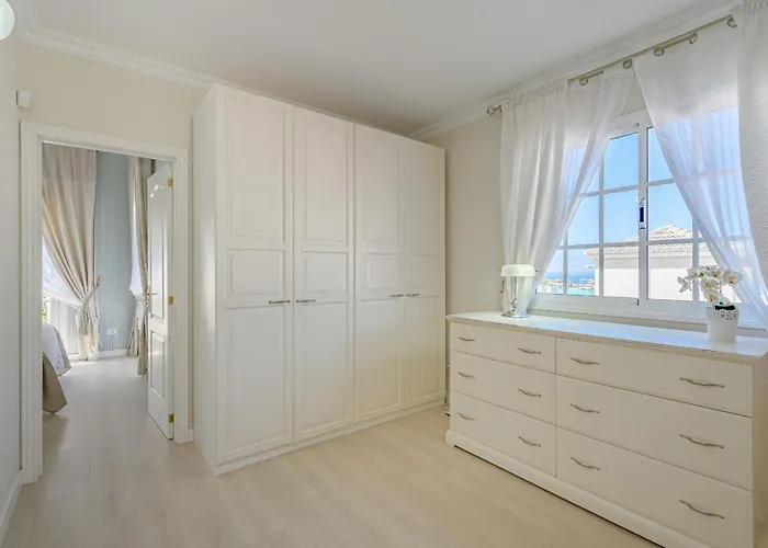 Con Piscina En Madronal Fanabe, Villa Costa Adeje (Tenerife)