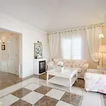 Villa Con Piscina En Madronal Fanabe, *