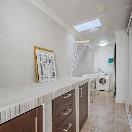 Con Piscina En Madronal Fanabe, *