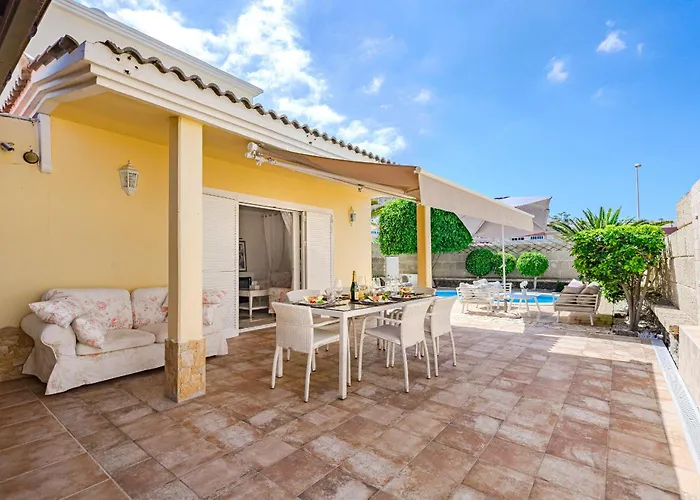 Вилла Con Piscina En Madronal Fanabe, Адехе