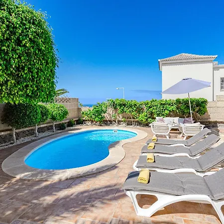 Con Piscina En Madronal Fanabe, *