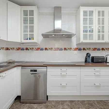 Con Piscina En Madronal Fanabe, Вілла Адехе